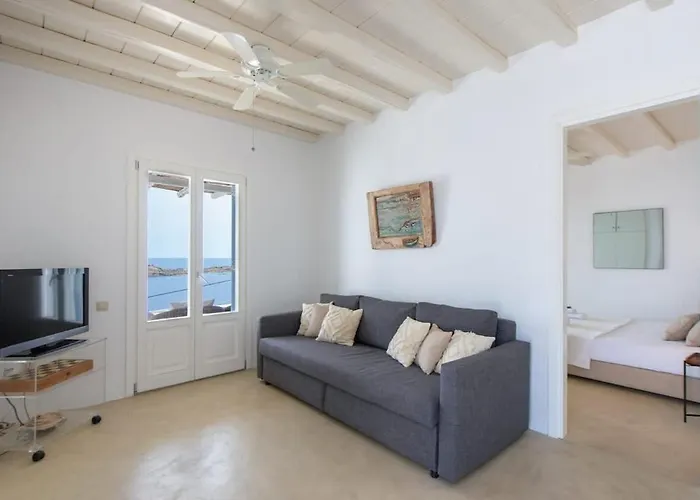 Marvelous 7 Bedroom Overlooking The Psarou Bay *