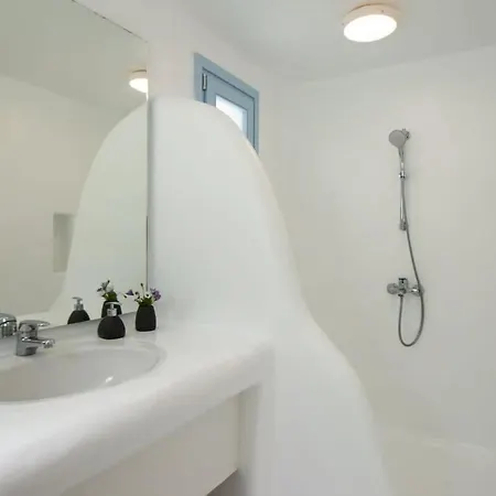 Marvelous 7 Bedroom Overlooking The Psarou Bay Psarou (Mykonos)